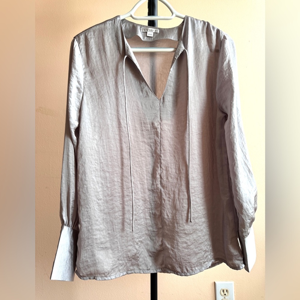❗️SOLD❗️DANIER silver metallic blouse